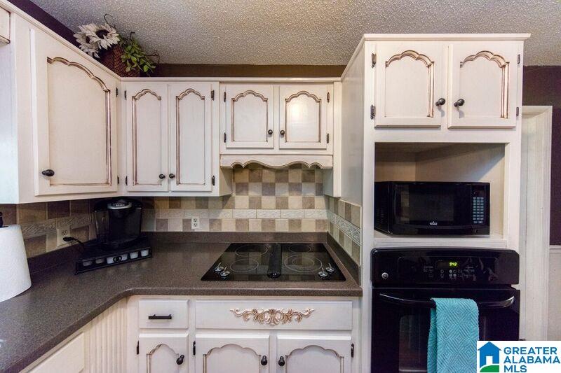 862 Ridgecrest Drive Gardendale, AL 35071 - Photo 13 of 48