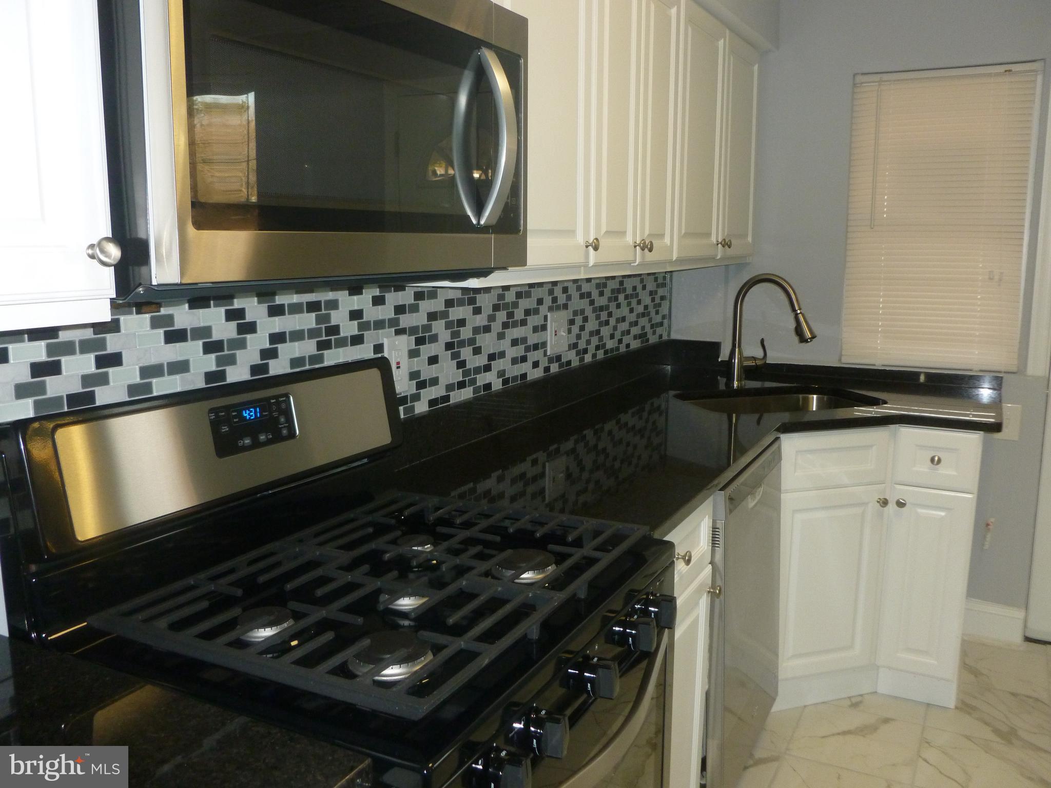 4224 Colborne Road Baltimore, MD 21229 - Photo 14 of 49 Kitchen with granite counter top