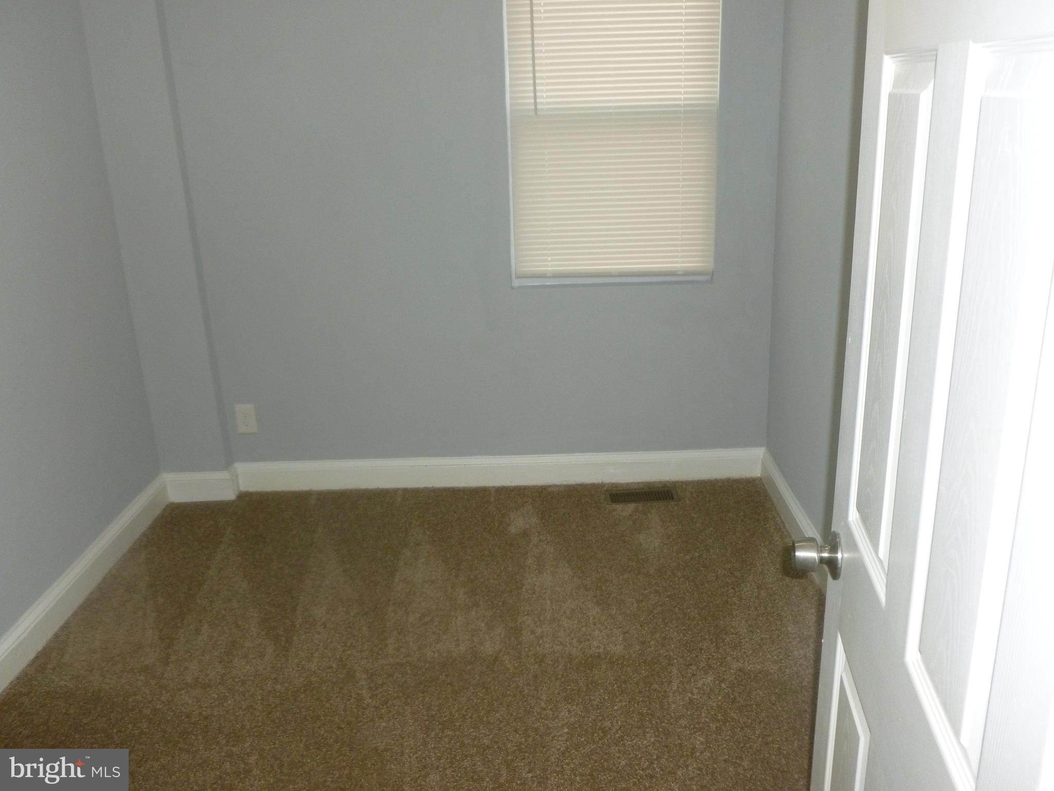 4224 Colborne Road Baltimore, MD 21229 - Photo 20 of 49 Second Bedroom