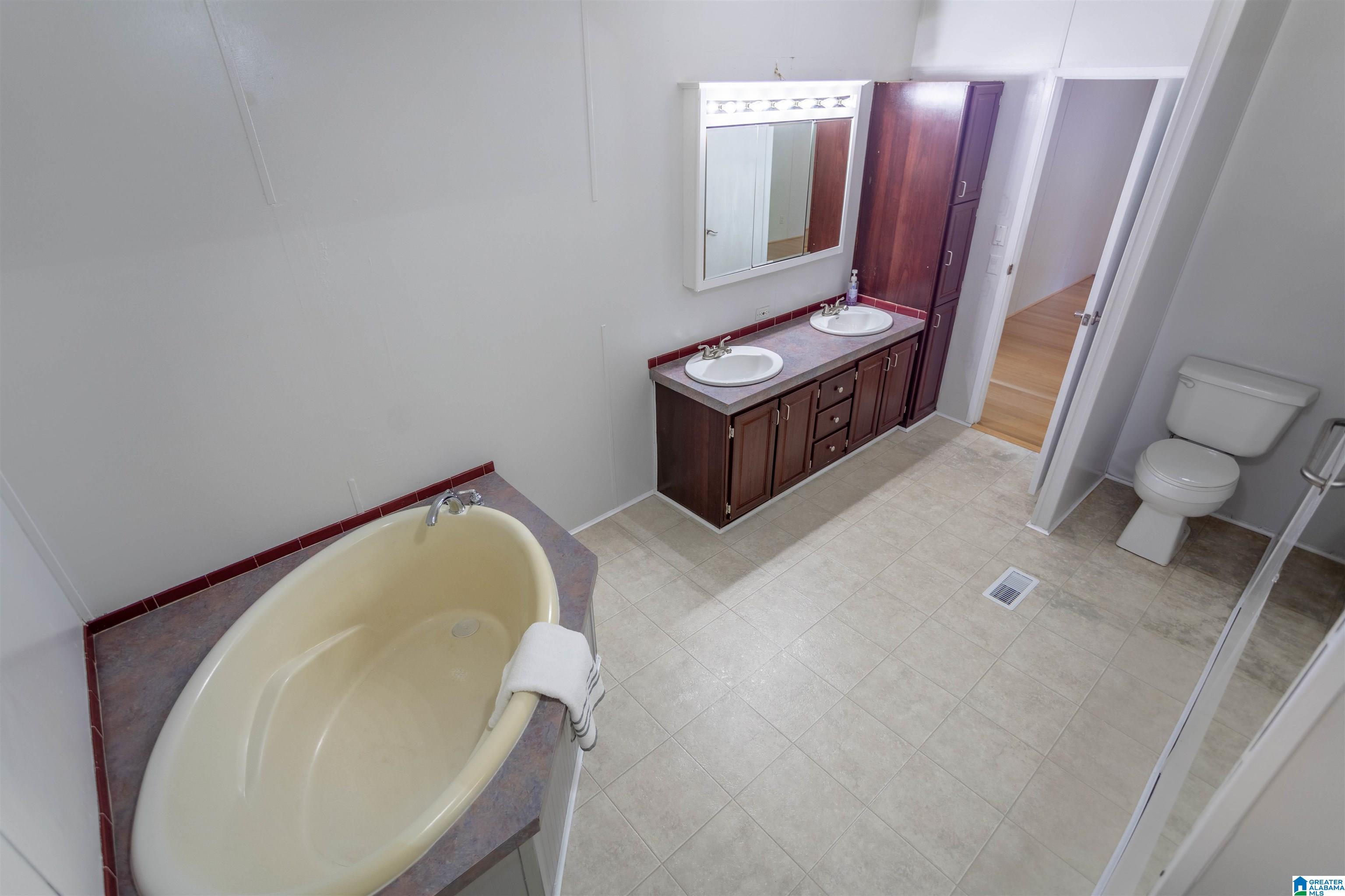 45 Cross Street Jacksonville, AL 36265 - Photo 14 of 24