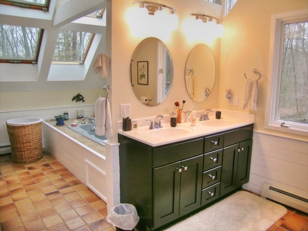 3340 Mt Philo Road Charlotte, VT 05445 - Photo 6 of 35 Gallery Image 6