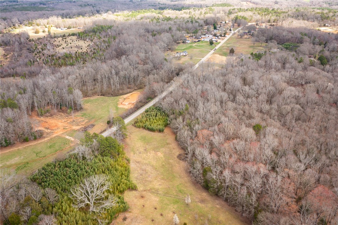 316 Fairview Church Road Fountain Inn, SC 29644 - Photo 13 of 20