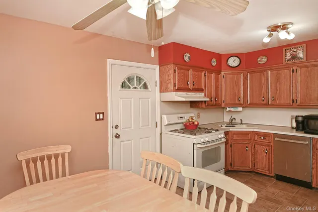 $798,000 | 63-05 138th Street | Queensboro Hill