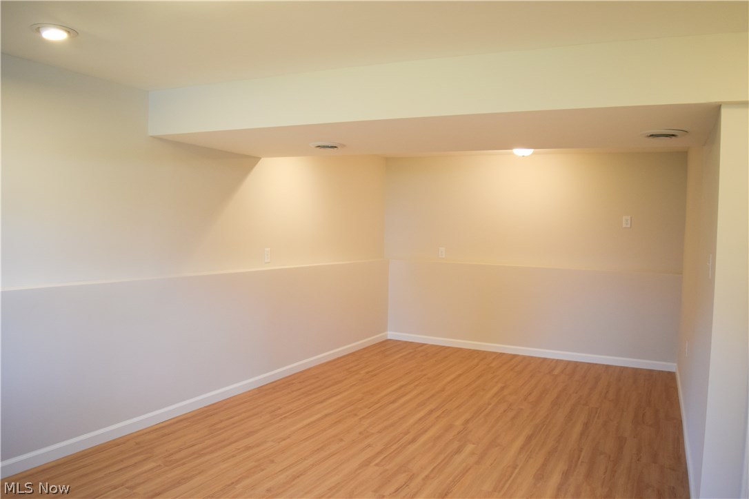 1802 Falkirk Road Madison, OH 44057 - Photo 14 of 16