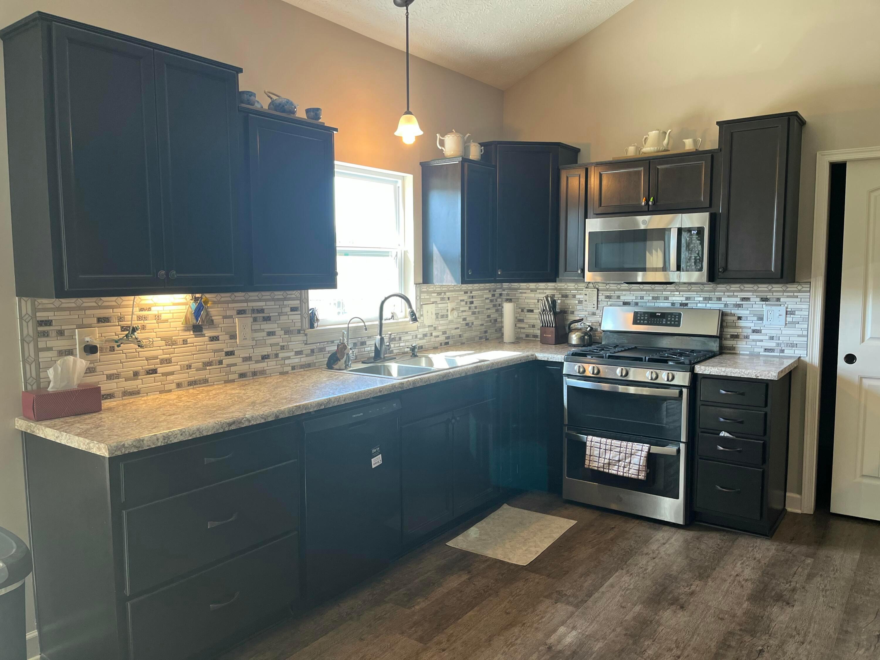 7705 Camp Road Mount Vernon, OH 43050 - Photo 5 of 22 Kitchen