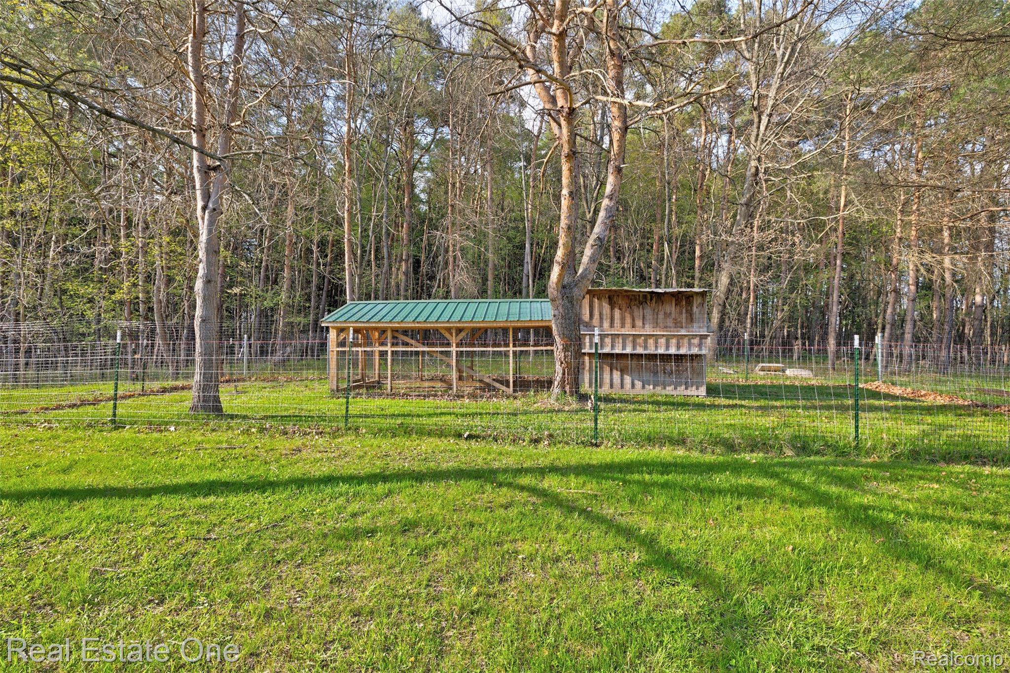 4340 Lahring Road Holly, MI 48442 - Photo 80 of 89 60) Coup.jpg