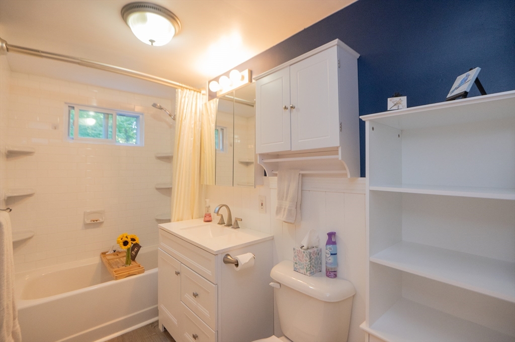53 Bulfinch Road Lynn, MA 01902 - Photo 23 of 42