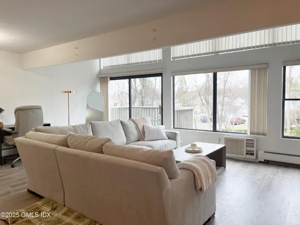 $4,400 | 1465 East Putnam Avenue, Unit 122, Old Greenwich, CT 06870