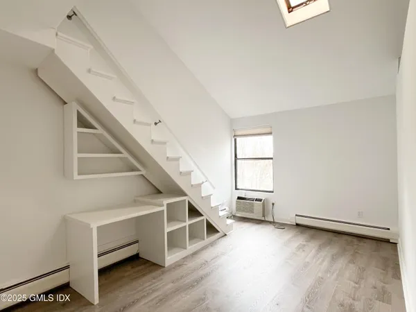 $4,400 | 1465 East Putnam Avenue, Unit 122, Old Greenwich, CT 06870