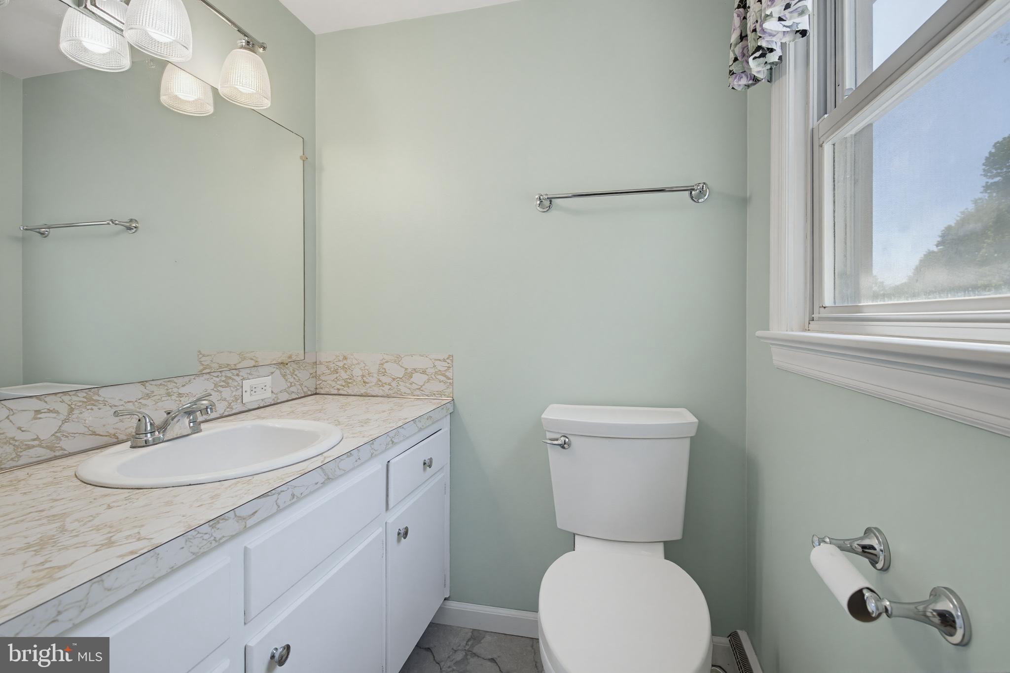 459 Waters Road York, PA 17403 - Photo 12 of 23