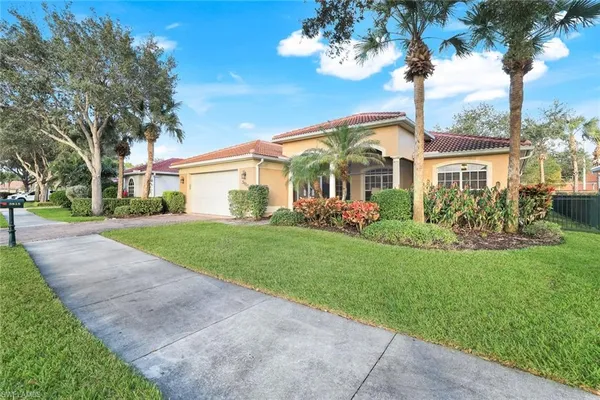 $539,900 | 3815 Recreation Lane, Naples, FL 34116