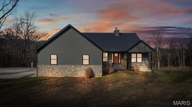 $519,000 | 5556 East Anding Drive, Catawissa, MO 63015