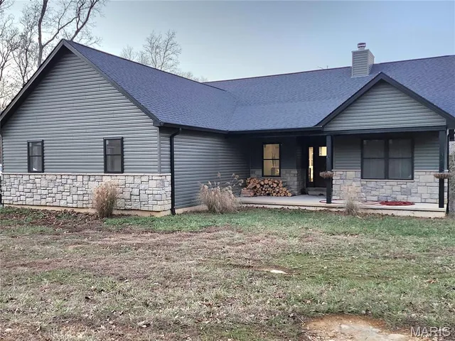 $519,000 | 5556 East Anding Drive, Catawissa, MO 63015