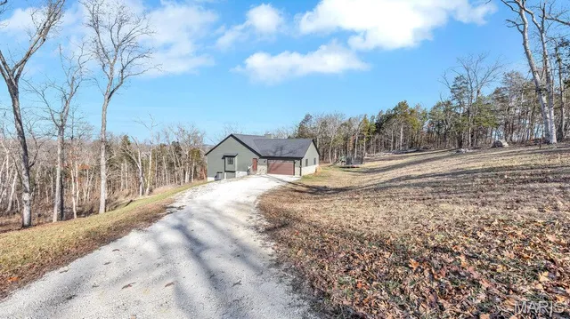 $519,000 | 5556 East Anding Drive, Catawissa, MO 63015