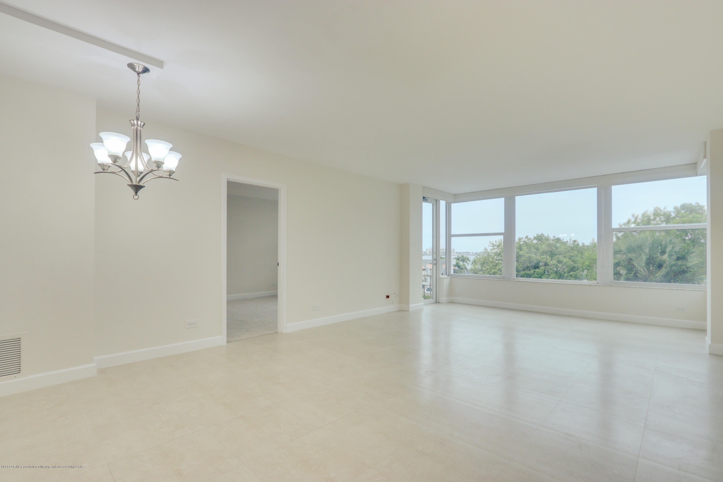 333 Sunset Avenue, Unit 308 Palm Beach, FL 33480 - Photo 17 of 29 a view of an empty room with a window