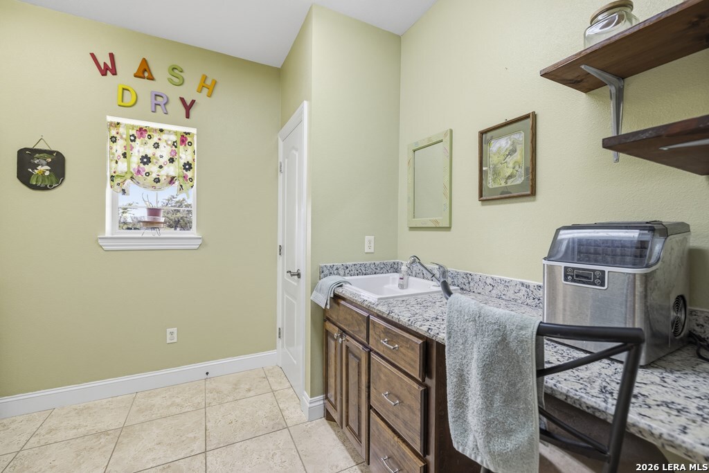 360 Bluff Creek Road North Center Point, TX 78010 - Photo 25 of 64 Gallery Image 25