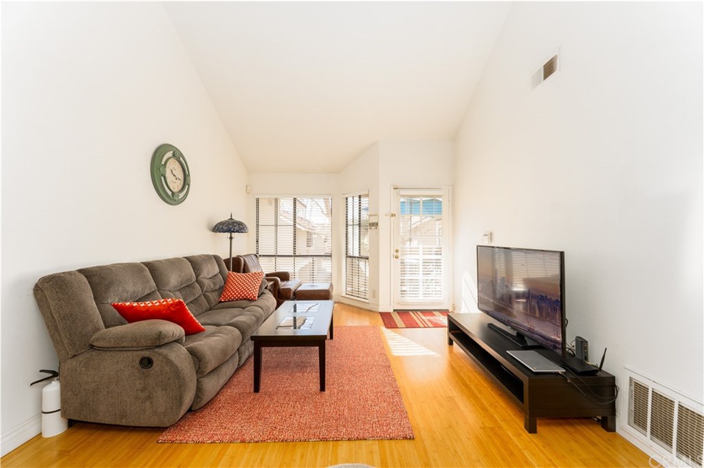 7770 Ramsdale Way, Unit J Stanton, CA 90680 - Photo 6 of 24