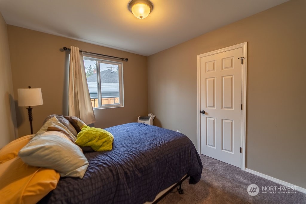 11614 Military Road Southwest Lakewood, WA 98498 - Photo 11 of 26 Gallery Image 11