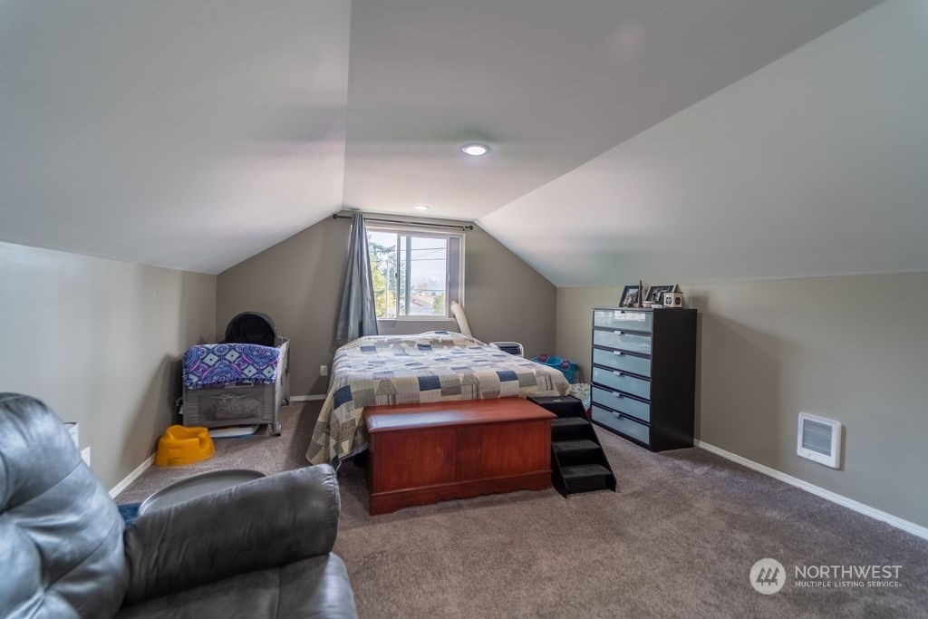 11614 Military Road Southwest Lakewood, WA 98498 - Photo 14 of 26 Gallery Image 14