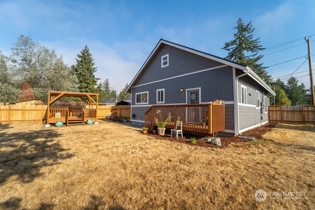 11614 Military Road Southwest Lakewood, WA 98498 - Photo 24 of 26 Gallery Image 24