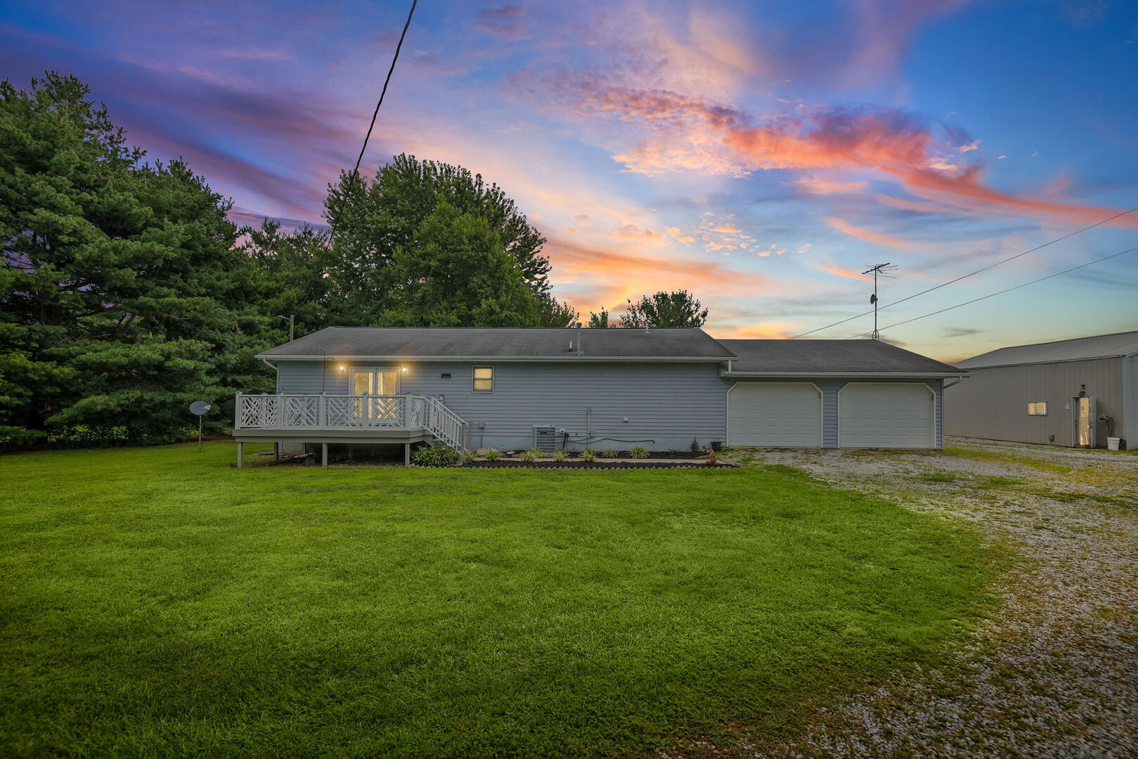 4568 State Rte 161 Extension Kell, IL 62853 - Photo 1 of 49 Gallery Image 1