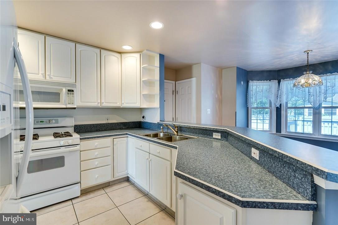 161 Topside Road Manahawkin, NJ 08050 - Photo 14 of 34