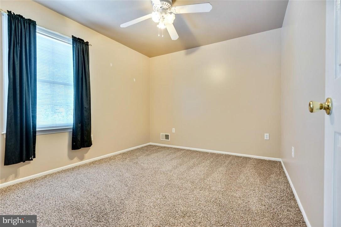 161 Topside Road Manahawkin, NJ 08050 - Photo 22 of 34