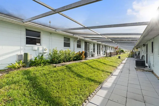 $115,000 | 12400 Park Boulevard North, Unit 124, Seminole, FL 33772