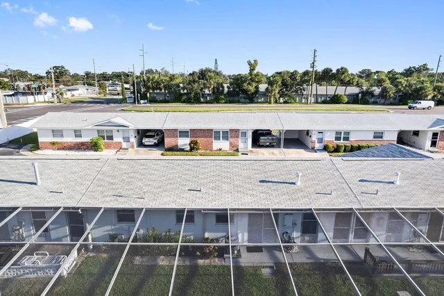 $115,000 | 12400 Park Boulevard North, Unit 124, Seminole, FL 33772