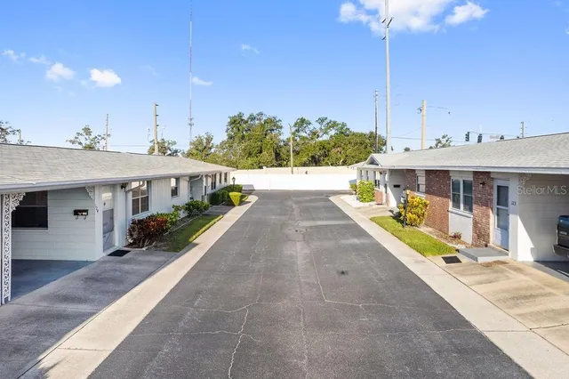$115,000 | 12400 Park Boulevard North, Unit 124, Seminole, FL 33772