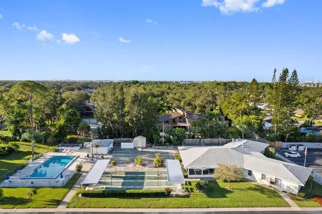 $115,000 | 12400 Park Boulevard North, Unit 124, Seminole, FL 33772