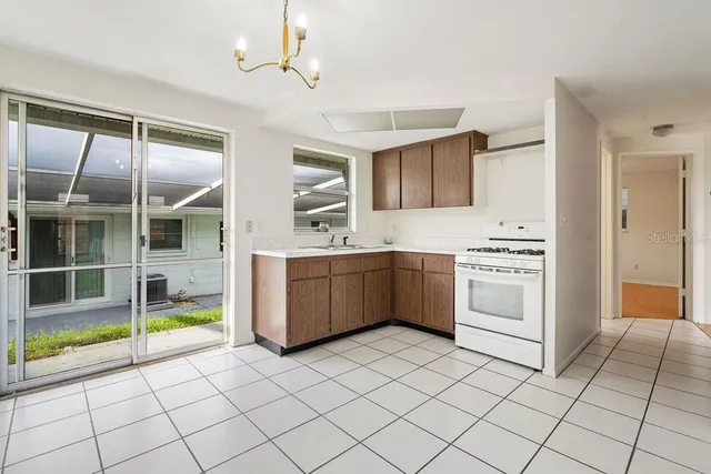 $115,000 | 12400 Park Boulevard North, Unit 124, Seminole, FL 33772