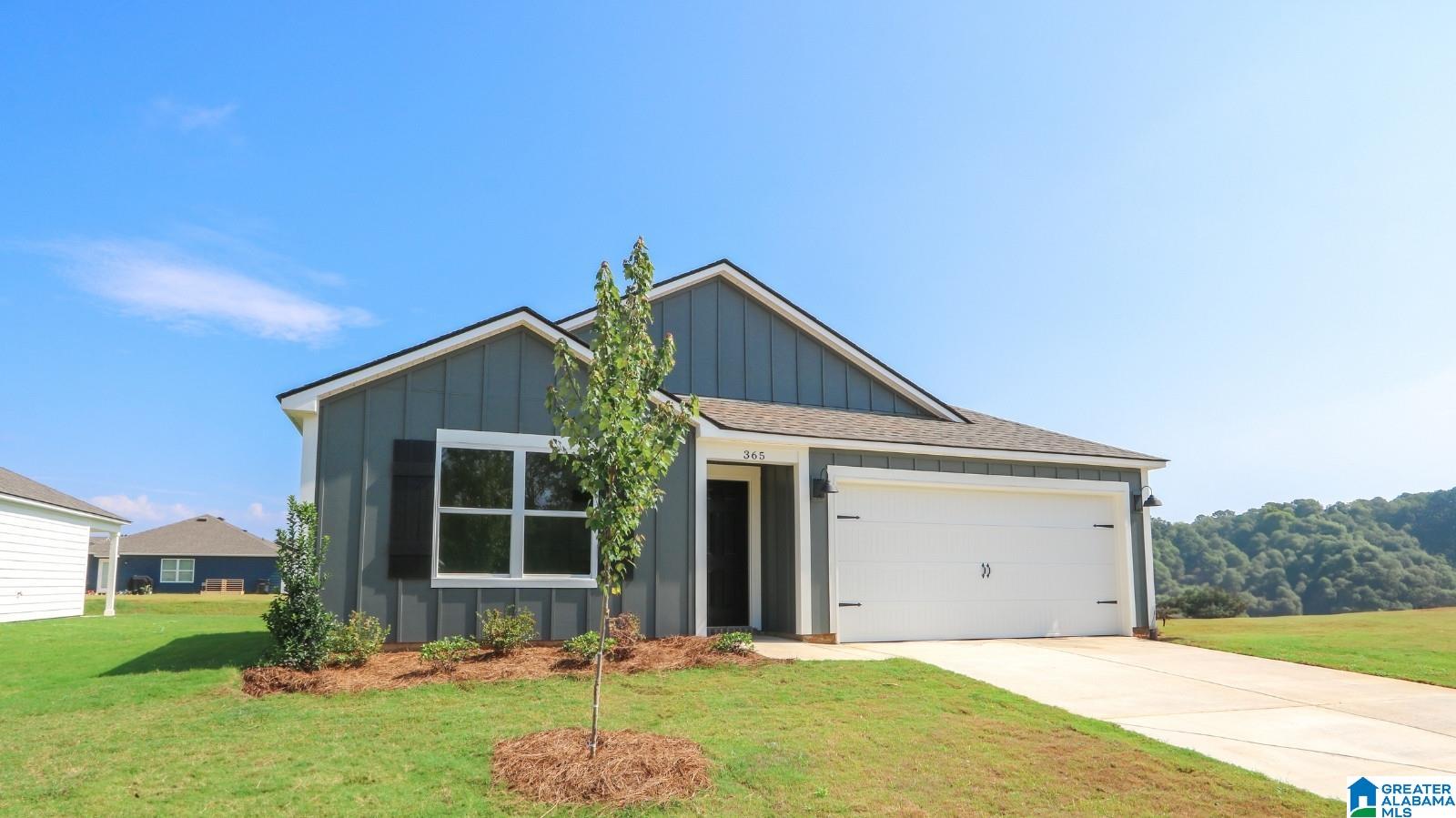 365 Koslin Loop Calera, AL 35040 - Photo 2 of 27
