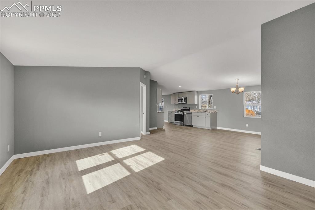 1057 Claiborne Road Colorado Springs, CO 80906 - Photo 7 of 38