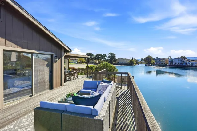 $2,630,000 | 1190 Flying Fish Street, Foster City, CA 94404