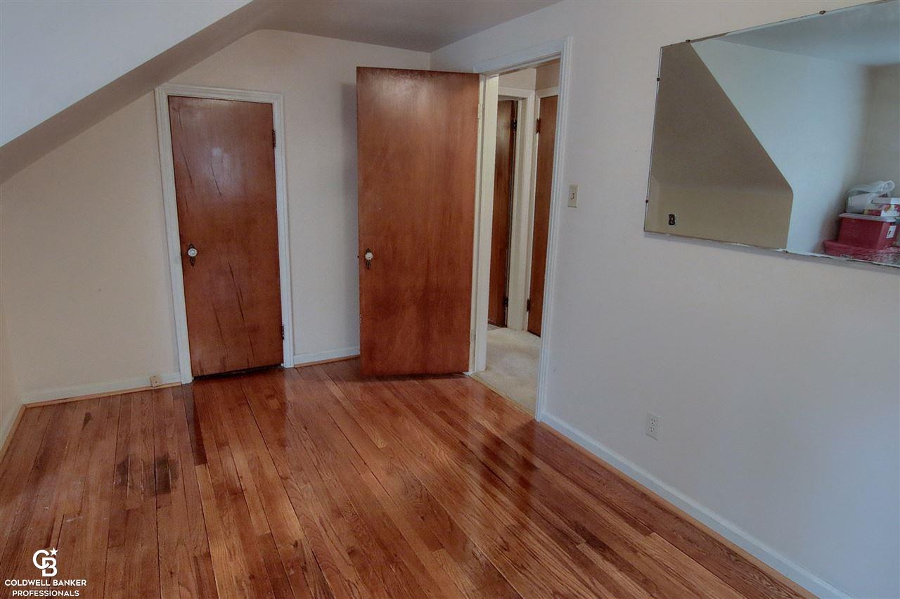 11275 Chicago Warren, MI 48093 - Photo 20 of 28 31356302-19.JPG