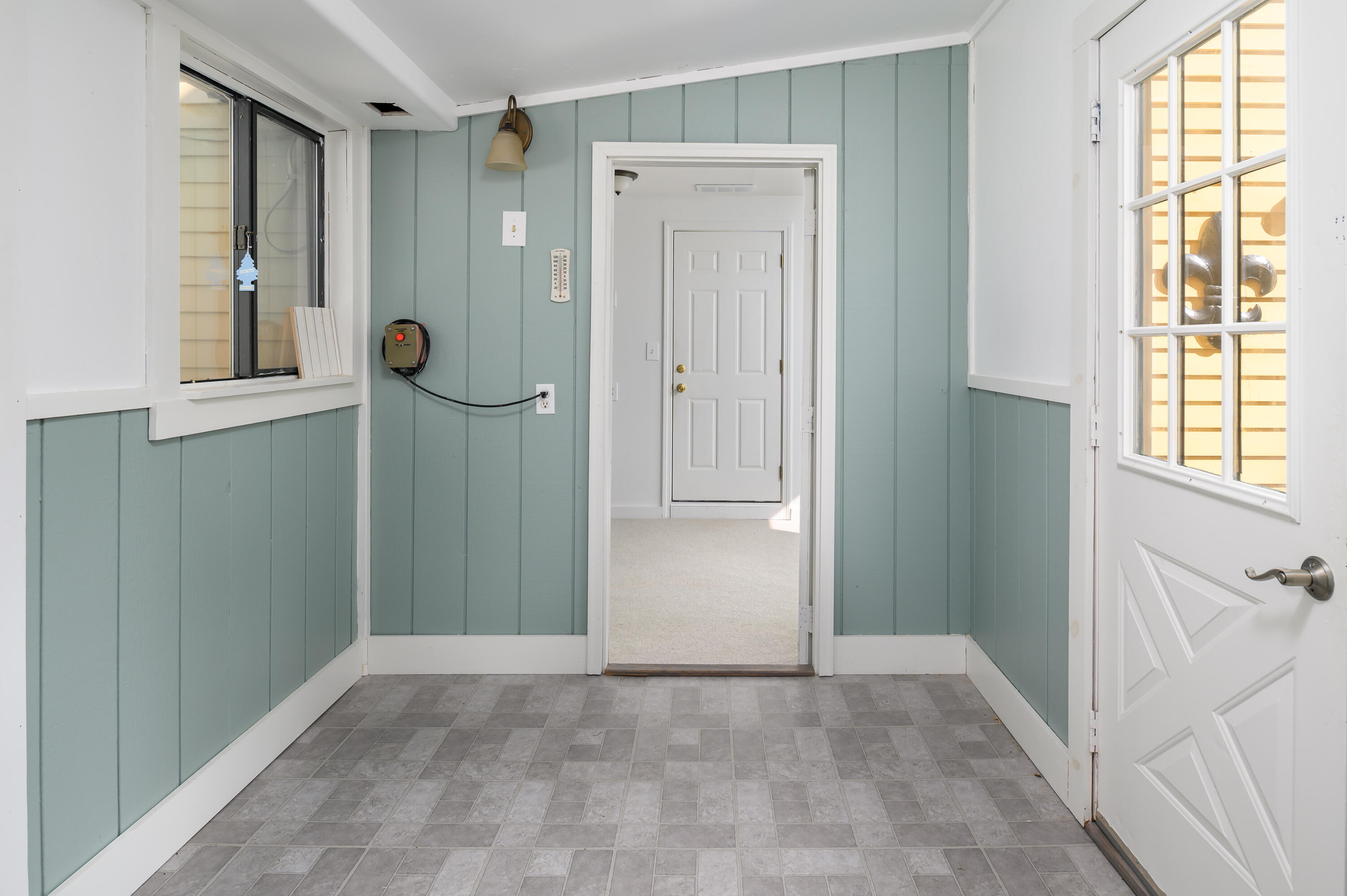 233 Alfred Road Kennebunk, ME 04043 - Photo 17 of 27 Entry Way