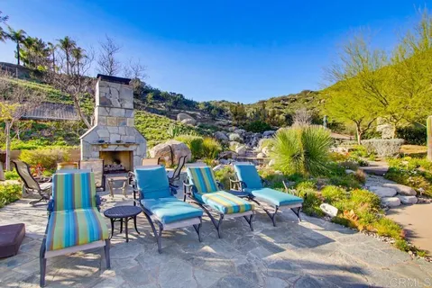 $1,399,900 | 3930 Via Palo Verde Lago, Alpine, CA 91901