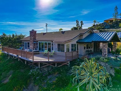 $1,399,900 | 3930 Via Palo Verde Lago, Alpine, CA 91901