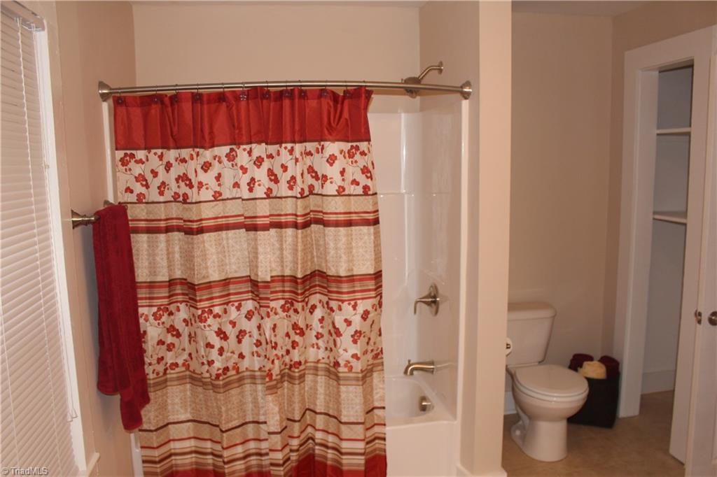5650 Reynolda Road Winston-Salem, NC 27106 - Photo 9 of 21 Gallery Image 9