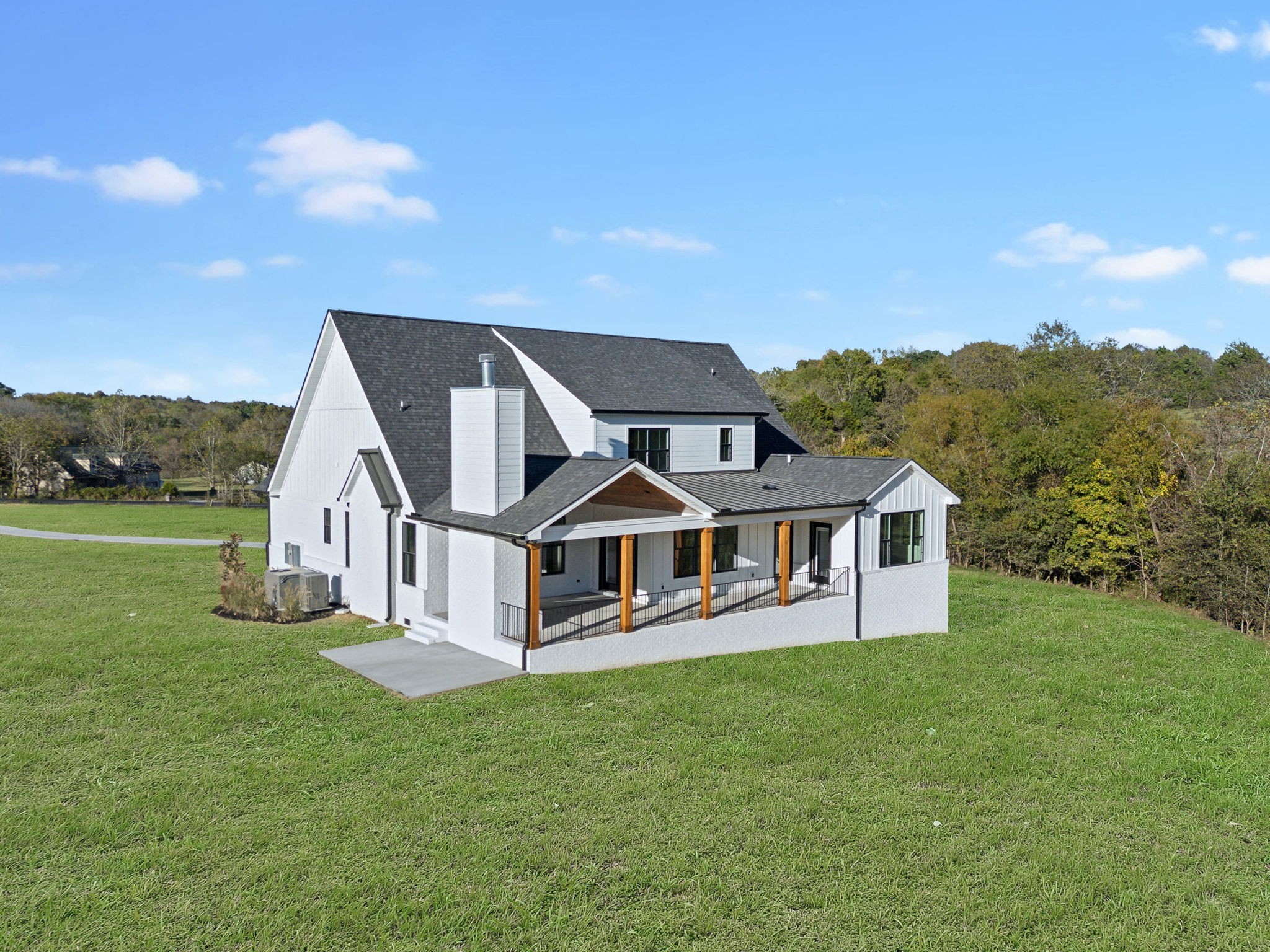 990 Burnt House Road Lebanon, TN 37090 - Photo 2 of 67