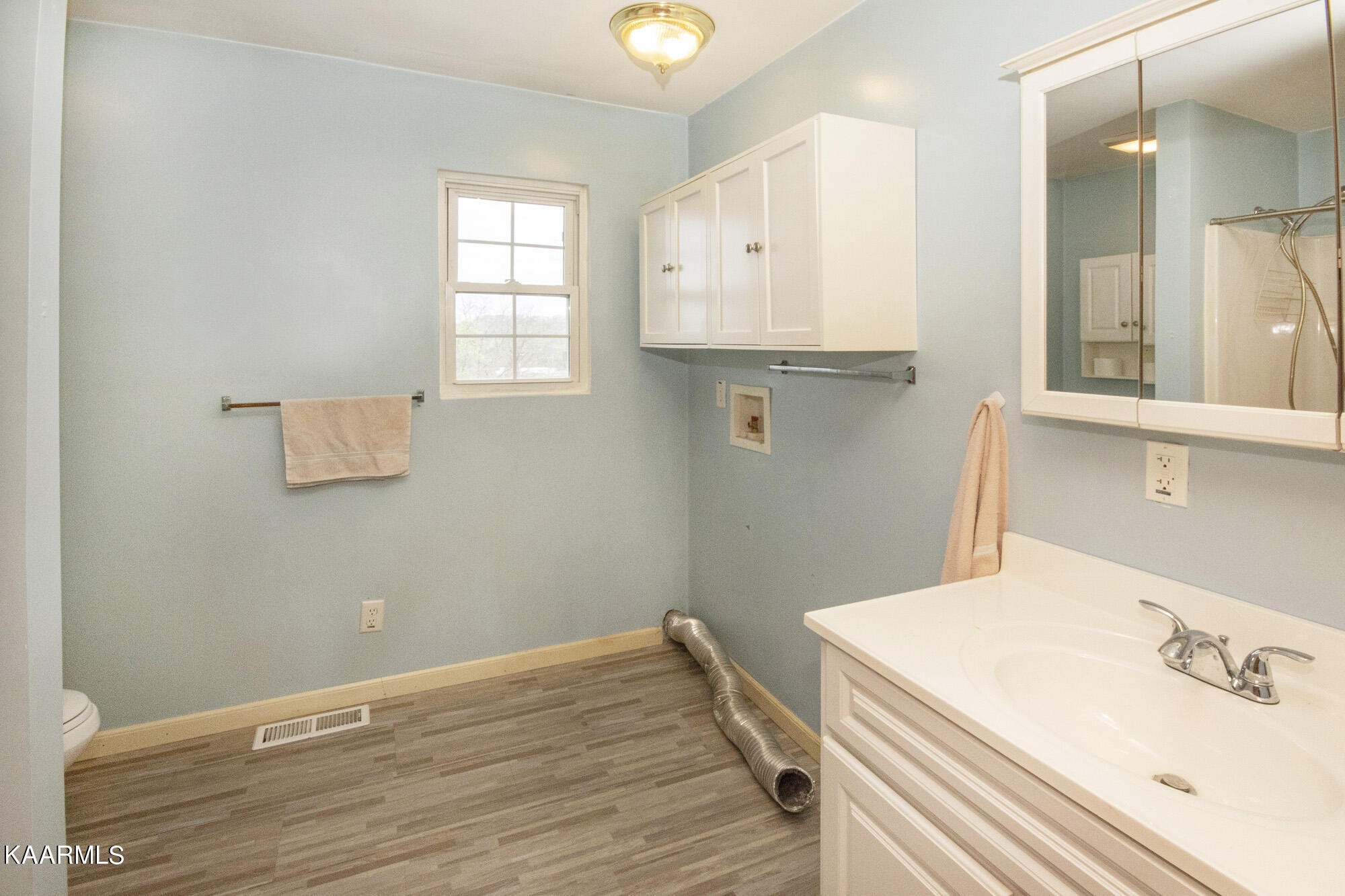 407 Pine Street Clinton, TN 37716 - Photo 13 of 27