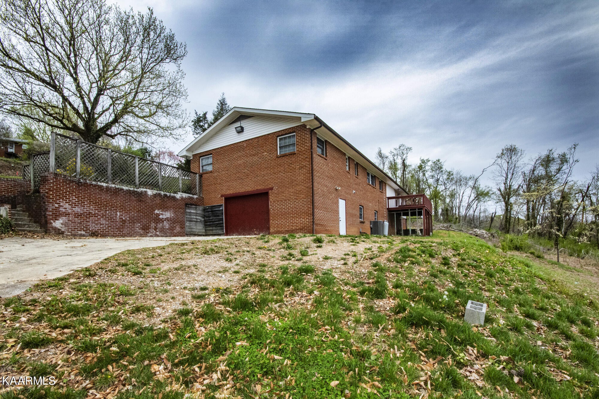 407 Pine Street Clinton, TN 37716 - Photo 24 of 27