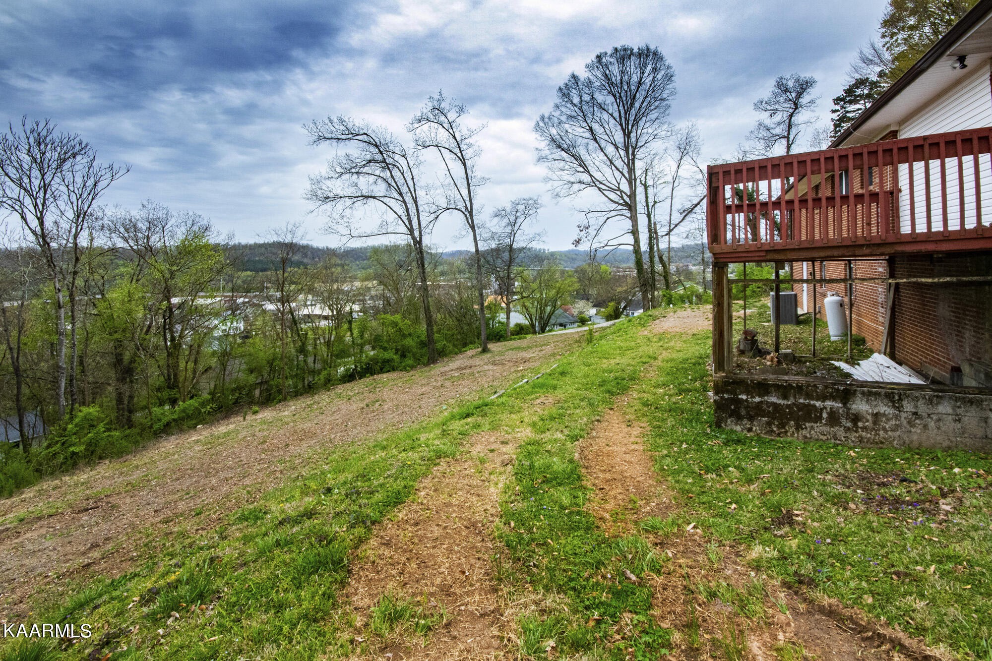 407 Pine Street Clinton, TN 37716 - Photo 25 of 27