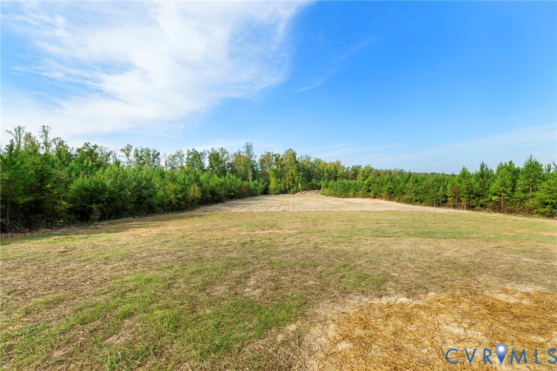 77 Jenkins Church Road Cumberland, VA 23040 - Photo 39 of 46 a view of an ocean from a yard