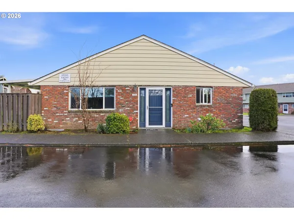 $230,000 | 1830 Northeast Hogan Drive, Gresham, OR 97030