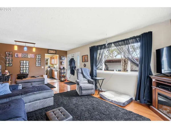 $230,000 | 1830 Northeast Hogan Drive, Gresham, OR 97030