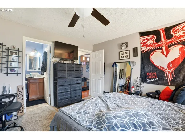 $230,000 | 1830 Northeast Hogan Drive, Gresham, OR 97030