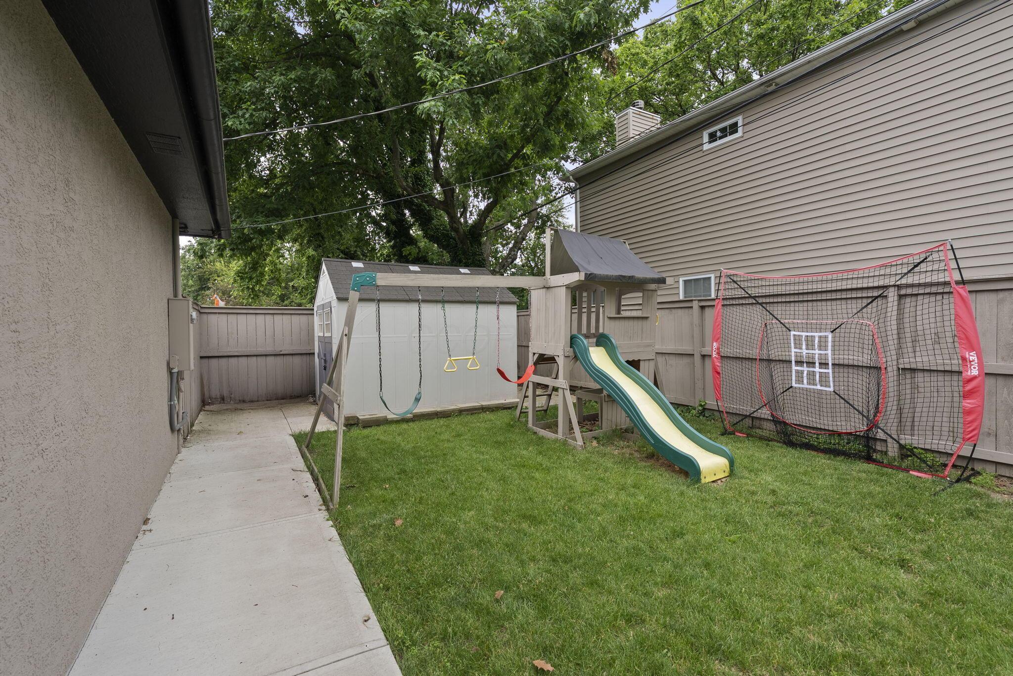 1757 Inchcliff Road Columbus, OH 43221 - Photo 36 of 59