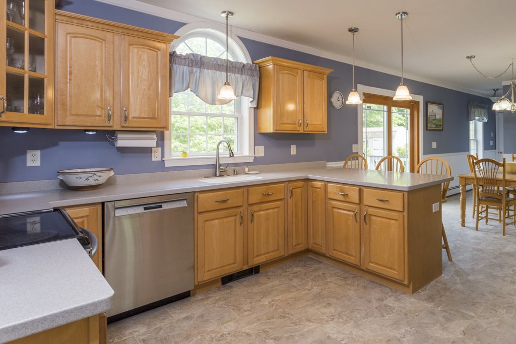 93 Byam Road New Boston, NH 03070 - Photo 17 of 40